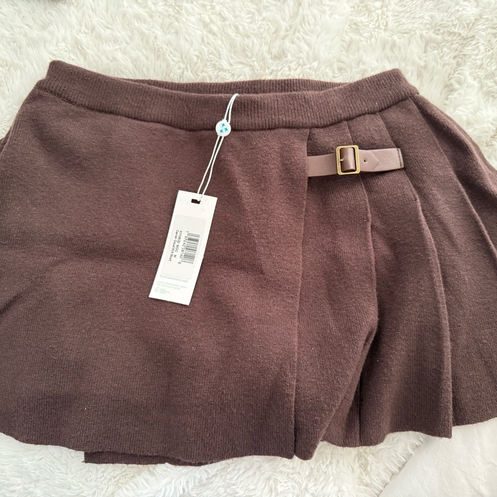 Carver Cloud Knit Skort in Mocha
Frankies Bikinis